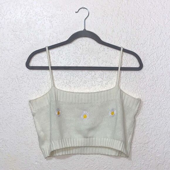 Knit daisy bralette top - Picture 1 of 16